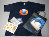 「Firefox」ロゴ入りTシャツ（シール・紙袋付き）」